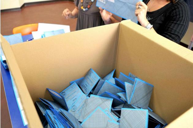 Elezioni 2022, rischio brogli elettorali? Nelle liste all'estero presenti morti da più di 15 anni