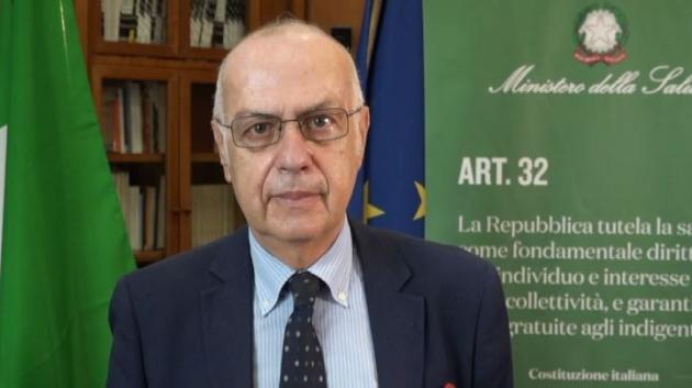 Covid Italia, Rezza: 'Epidemia ancora fuori controllo'
