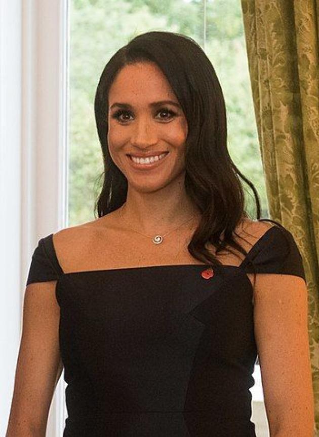 Meghan Markle "egocentrica", gli esperti: "Si è riferita 54 volte a se stessa in un discorso"