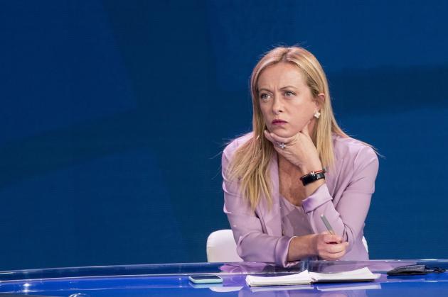 Elezioni, il diktat delle banche d’affari a Meloni: “Rispetti l’agenda Draghi”
