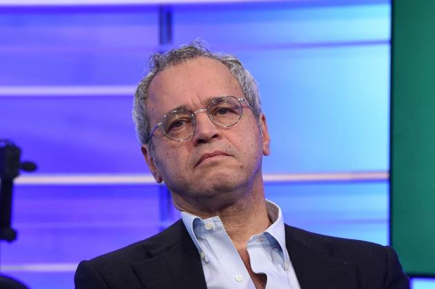 "Mentana positivo al Covid": assente da quattro giorni alla guida del notiziario