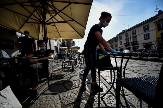 Decreto ristori, fondo da 410 mln per nuove zone arancioni-rosse. Sospensione contributi novembre