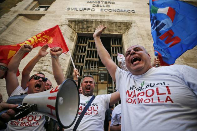 Chiusura Whirlpool Napoli, il premier Conte: ' Il Governo non resterà indifferente, siamo al vostro fianco'
