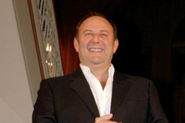Gerry Scotti  nonno per la prima volta: è nata la piccola Virginia