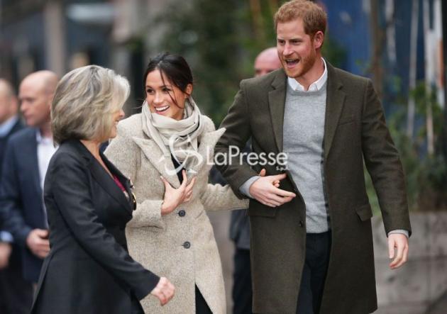 Harry e Meghan ancora distanti dalla famiglia reale, rapprti sempre più tesi