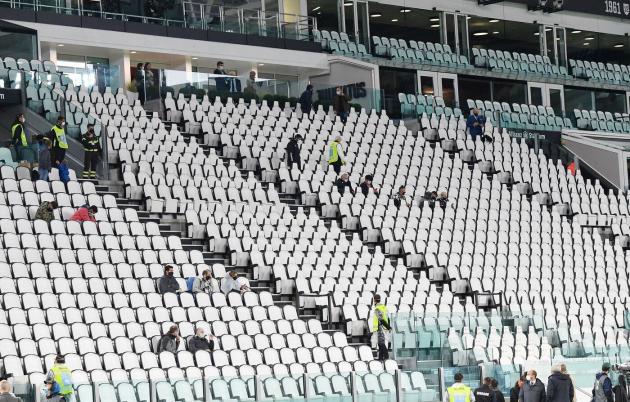 Juventus-Napoli, Giudice sportivo ha deciso: 3-0 a tavolino. Cristiano Ronaldo torna in Italia per la quarantena