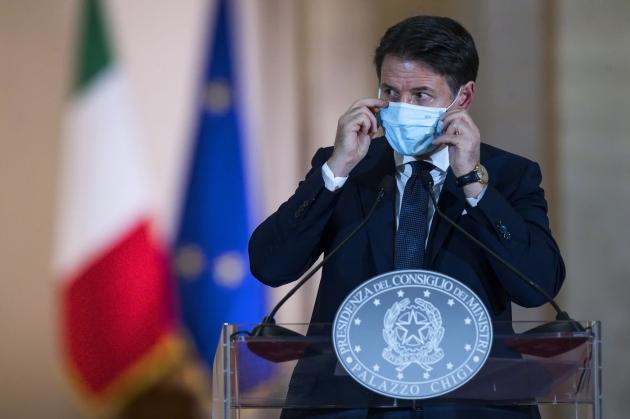 Governo, 'l'impreparazione dopo ben 8 mesi': responsabilità 'scaricata sui cittadini'