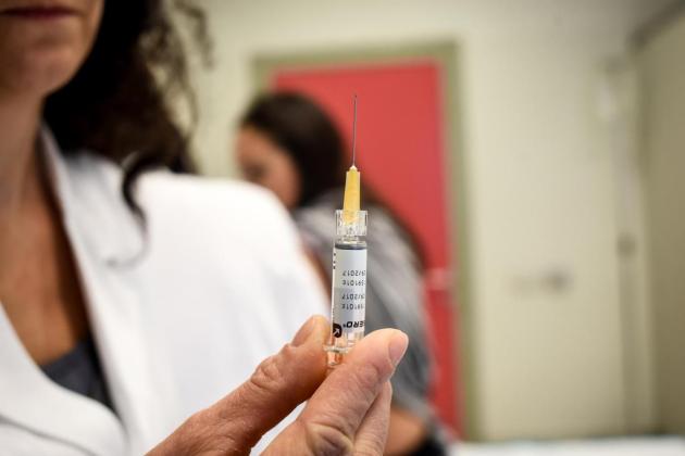 Coronavirus, Johnson & Johnson sospende sperimentazione vaccino: 'Eventi non spiegabili'