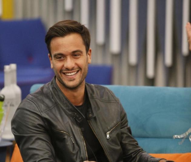 Grande Fratello Vip, MALORE per Pierpaolo Pretelli che collassa: che cosa è successo. Parteciperà stasera? Accusata Dayane Mello - GF VIP NEWS