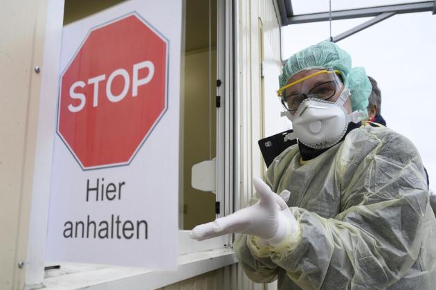 Covid Germania, 5 dosi iniettate a 8 sanitari per errore: sono in osservazione