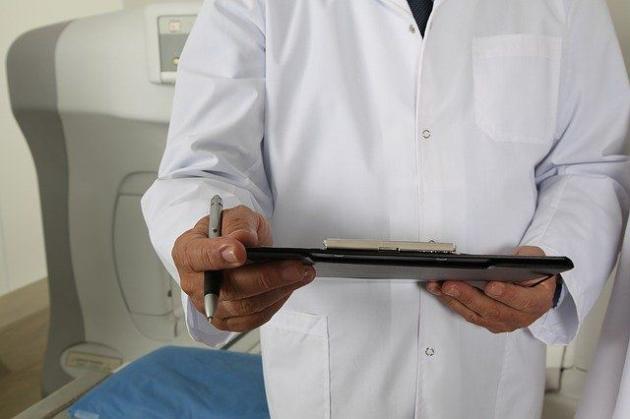 Vaiolo delle scimmie, in Italia i casi salgono a 505. Pronta la vaccinazione, incidenza a 0,0000084