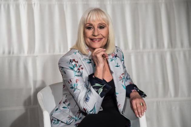 Raffaella Carrà sulla moneta da 2 euro: l'omaggio della Zecca dello Stato alla cantante
