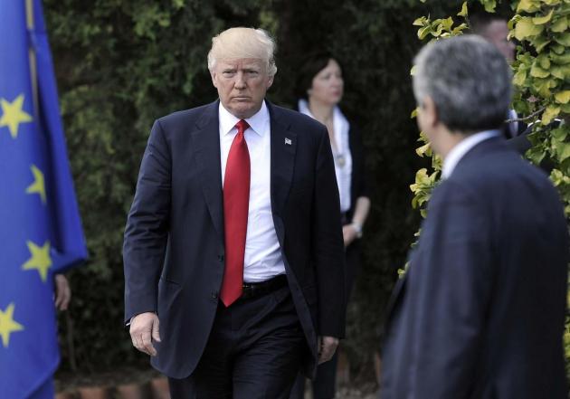 Washington,  gli Usa arretrano e bloccano i fondi per la sicurezza di Paesi europei al confine con Russia: "l'Ue si occupi della propria difesa"