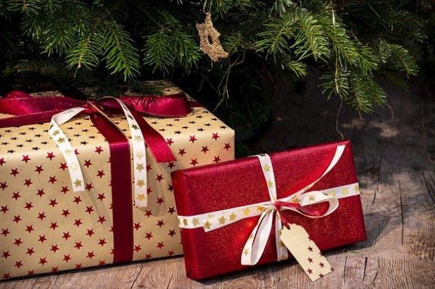 Regali di Natale per lei, 10 idee originali: effetto WOW assicurato