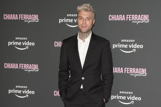 Dopo una breve tappa romana Fedez vola in Florida con i figli