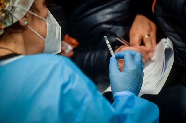Covid vaccino Italia, Palazzo Chigi: 'Numeri vaccini soddisfacenti, secondi in Ue'