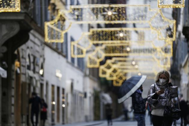 Natale 2020, Italia zona rossa per otto giorni: ecco le misure in discussione