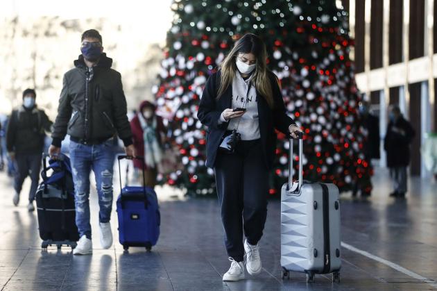 Natale 2020, allarme esodo nel weekend: sold-out per le Frecce e traffico congestionato in Liguria
