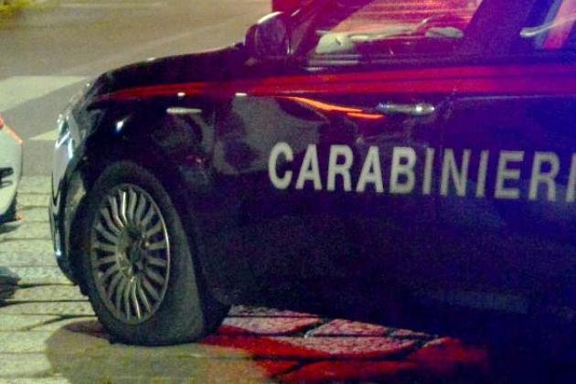 Lignano Sabbiadoro, maxi-rissa con oltre 70 persone sul lungomare: un ferito grave