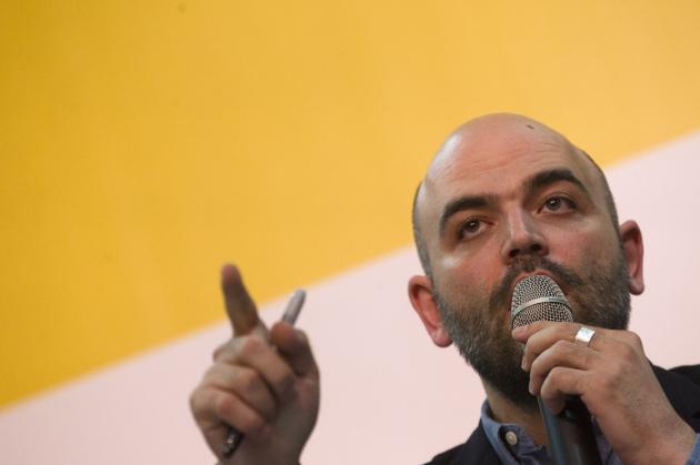 Roberto Saviano, cittadinanza onoraria di Verona revocata: ecco perché