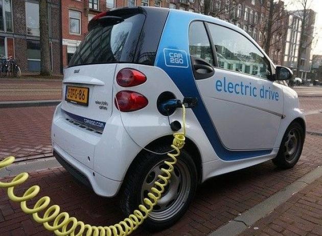 Manovra: proroga bonus auto, 3.500 euro per auto elettriche, ibride ed euro 6. Ecco le novità 2021