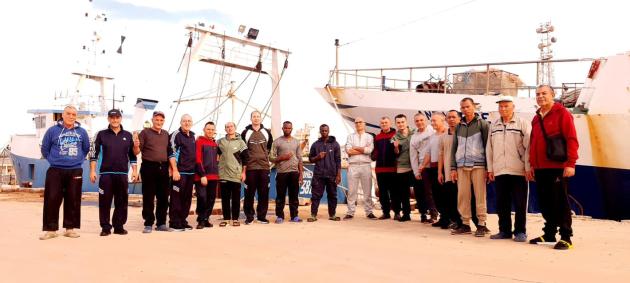 Pescatori Mazara liberati, sono già in acque territoriali