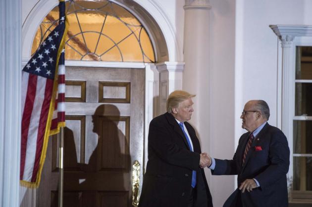 Usa, "Giuliani ha chiesto la 'grazia preventiva' a Trump"