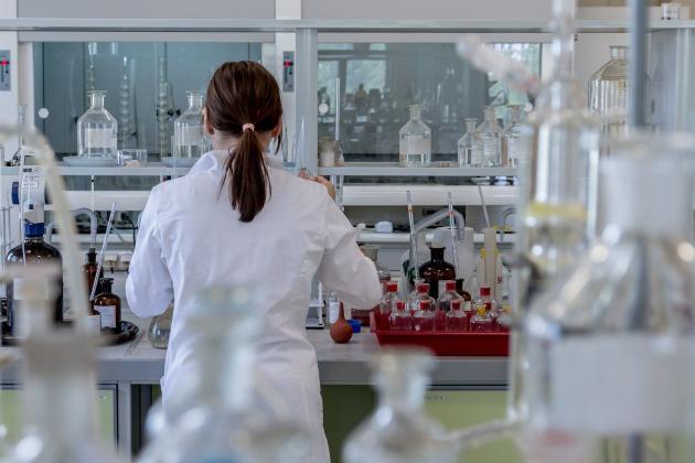 Nuova variante Covid, scienziati rassicurano: 'Vaccino sarà efficace'
