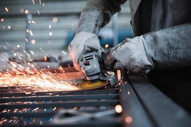 Assolombarda, 'TOP 500+': Il Covid brucia quasi un miliardo di export. Ma per il 2021 le imprese confermano gli investimenti già pianificati: oltre il 30% li manterrà inalterati per crescere, nonostante la crisi
