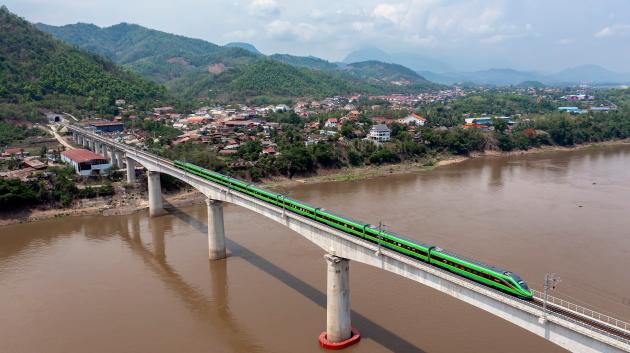 Trasporti: inaugurati treni merci catena del freddo Cina-Laos, Cina-Vietnam