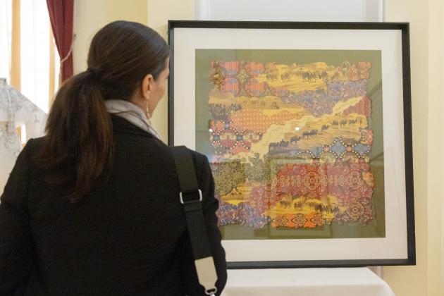 Ungheria: Budapest ospita mostra d'arte su seta cinese