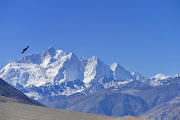Cina: panorama del monte Qomolangma (2)