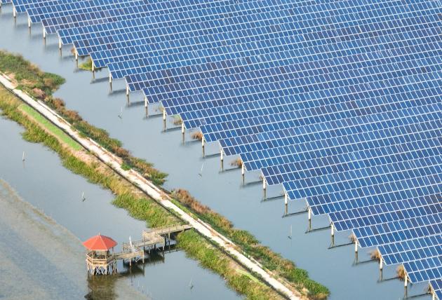 Cina: aumenta capacità installata delle energie solare ed eolica