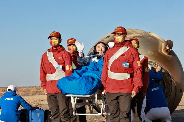 Cina: capsula di rientro Shenzhou-16 atterra a Dongfeng (1)