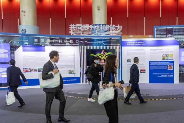 Cina: propone iniziativa di cooperazione sci-tech internazionale