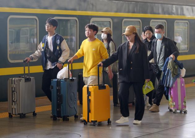 Cina: viaggi ferroviari di passeggeri in forte aumento a ottobre