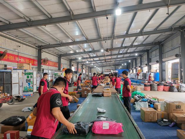 Cina: Guangxi, fiorisce e-commerce a Dongxing (2)