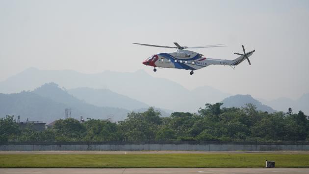 Cina: elicottero civile AC313A completa primi test di volo su altopiano