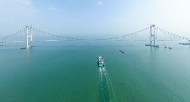 Cina: quasi completata nuova autostrada che attraversa mare