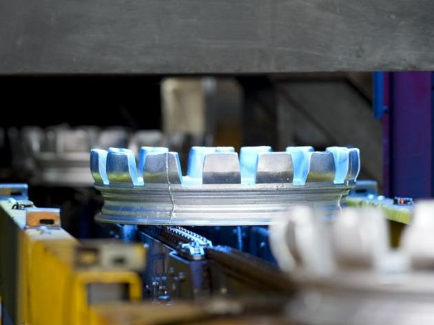 Innovazione sci-tech guida produzione componenti motociclette a Chongqing
