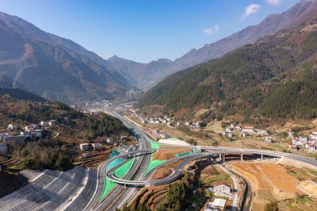 Cina: inaugurata autostrada Chongqing-Shaanxi (1)