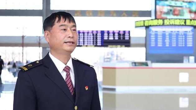 Cina: monte Changbai, ferrovia alta velocità stimola economia di ghiaccio, neve
Turisti aumentati di circa il 50% rispetto ad anni passati, arrivano con treno ad alta velocità