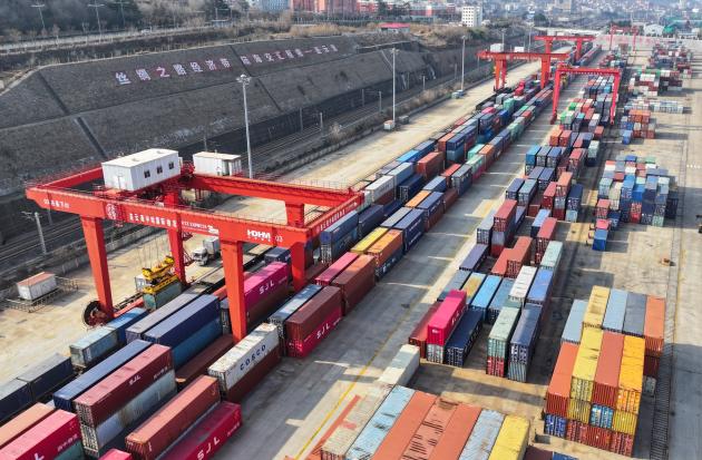 Cina: settore logistico registra rapida espansione a dicembre