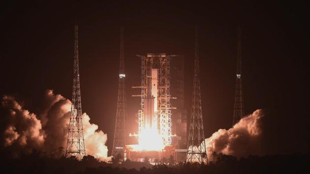 Cina: lancio del nuovo veicolo spaziale cargo in 60 secondi
Ieri sera è stato lanciato Tianzhou-7 per consegnare rifornimenti a stazione spaziale Tiangong