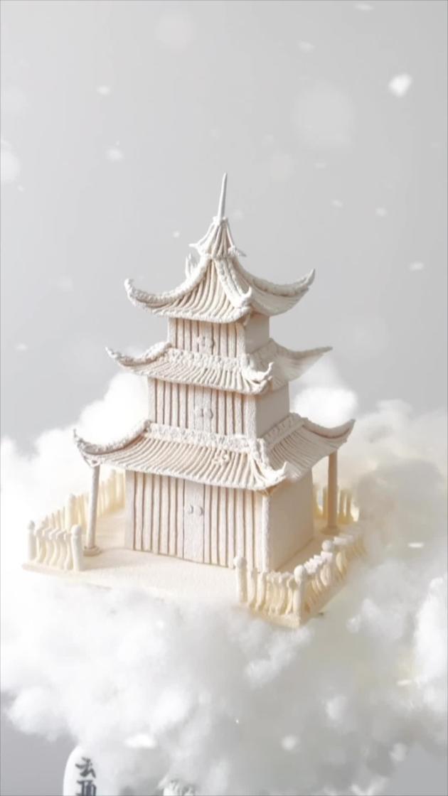 Cina: pasticceri creano stupenda torta "Palazzo celestiale su nuvole"
La torta è stata realizzata da due pasticceri cinesi in soli tre giorni