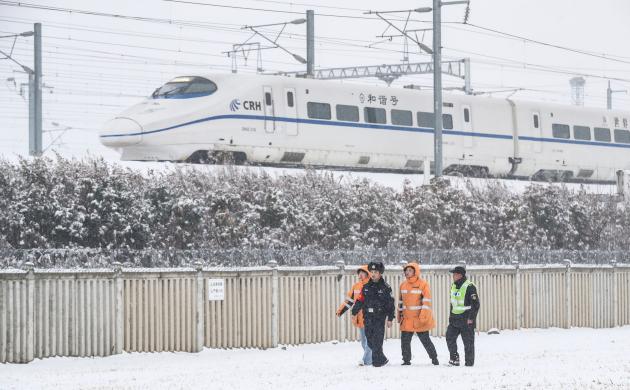 Neve causa interruzioni dei trasporti in Cina centrale e orientale
