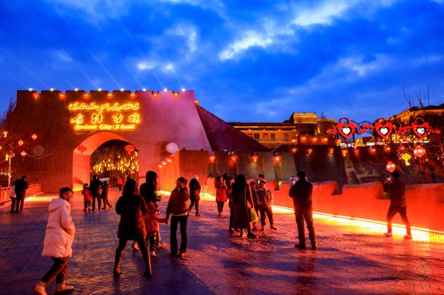 Cina: Xinjiang, si respira atmosfera festosa di Capodanno lunare (1)