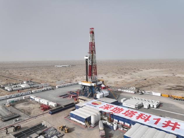 Cina: trivellazione di pozzo segna traguardo superando 10.000 metri