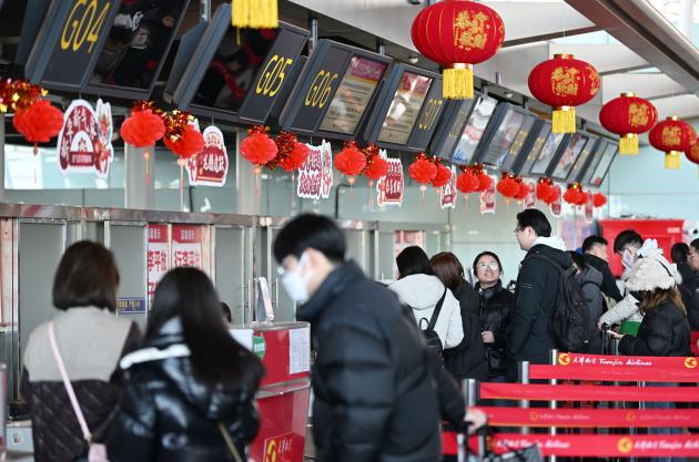 Cina: registra viaggi aerei da record durante picco per Festa primavera