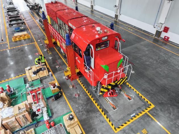 Cina: produzione di attrezzature per il trasporto ferroviario nello Hunan (1)